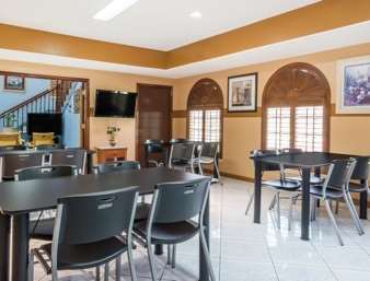 Super 8 Donna Hotel Restaurant billede